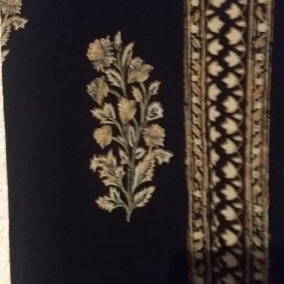 Trade - Picture 3 of 3